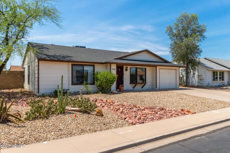 733 Halifax St, Mesa, AZ 85203