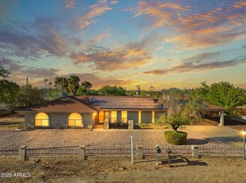 7330 W Angela Dr, Glendale, AZ 85308