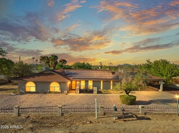 7330 W Angela Dr, Glendale, AZ 85308