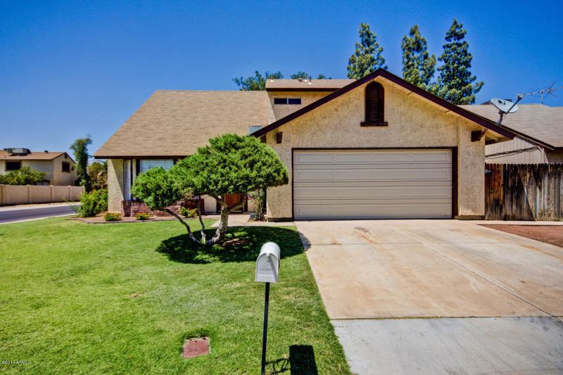7330 W Meadowbrook Ave, Phoenix, AZ 85033