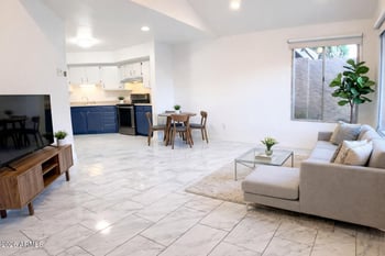 7331 44th Ave, Glendale, AZ 85301