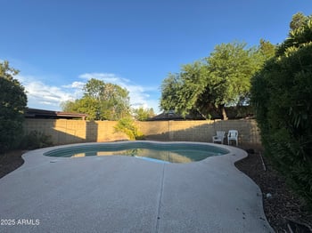 7331 Windrose Dr, Peoria, AZ 85381