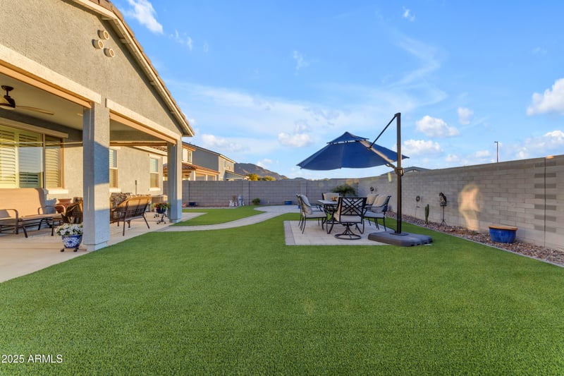7332 Briarwood Ln, Gilbert, AZ 85298