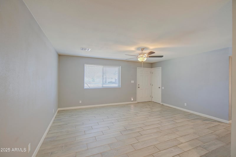 7332 Desert Cove Ave, Peoria, AZ 85345