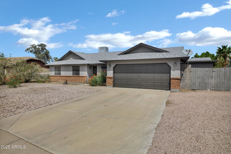 7332 Halifax St, Mesa, AZ 85207