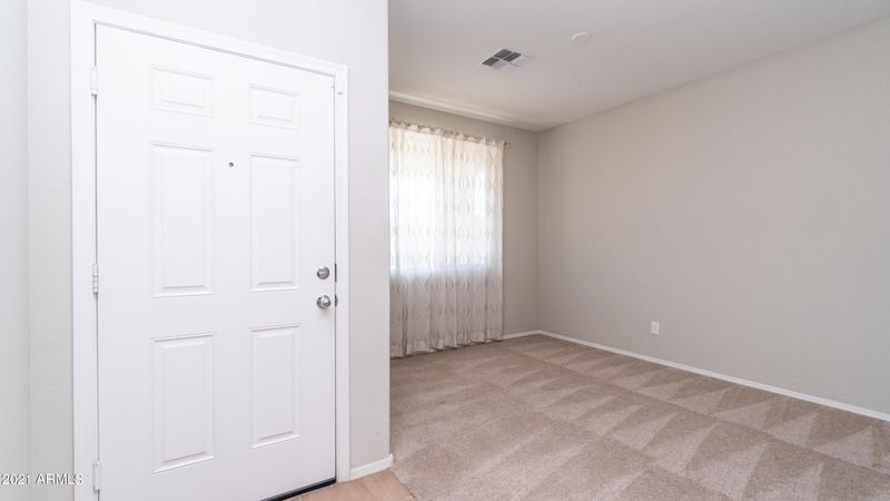 7332 W Preston Ln, Phoenix, AZ 85043