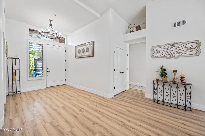 7332 Whistling Wind Way, Scottsdale, AZ 85255