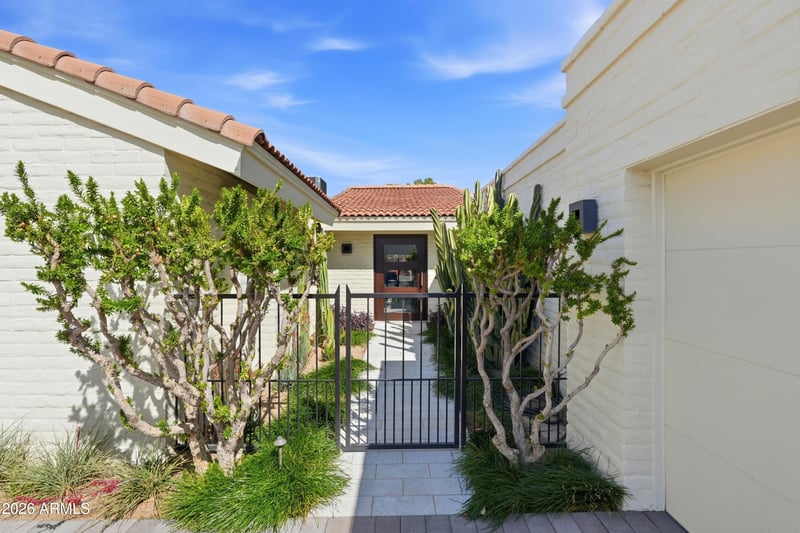 7334 Krall St, Scottsdale, AZ 85250