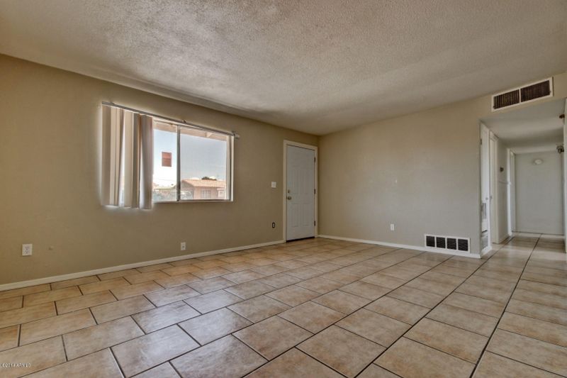 7335 W Cinnabar Ave, Peoria, AZ 85345