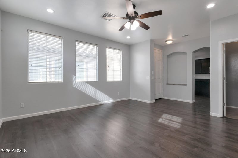 7336 S 48th Glen, Laveen, AZ 85339