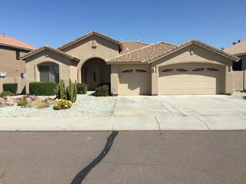 7336 W Tether Trl, Peoria, AZ 85383