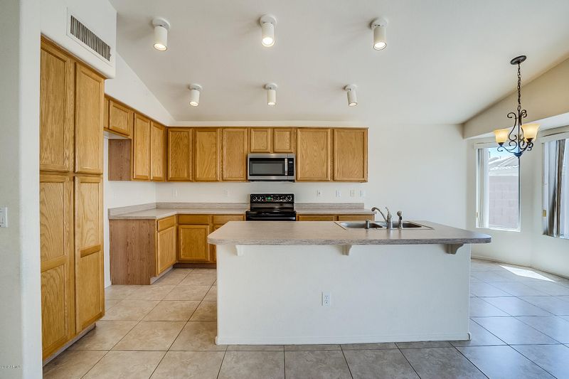 7337 E Nopal Ave, Mesa, AZ 85209
