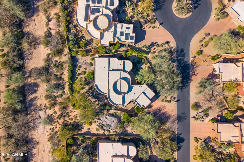 7337 Whitethorn Cir, Scottsdale, AZ 85266