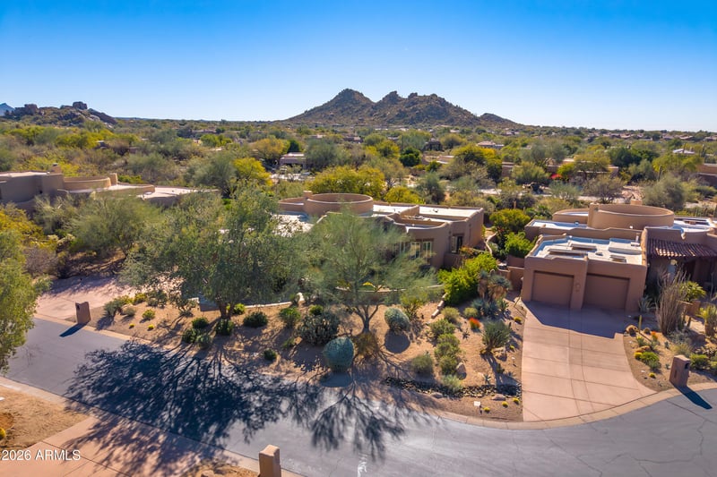 7337 Whitethorn Cir, Scottsdale, AZ 85266