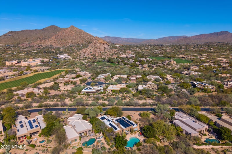 7337 Whitethorn Cir, Scottsdale, AZ 85266