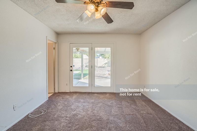7338 E Hobart Cir, Mesa, AZ 85207