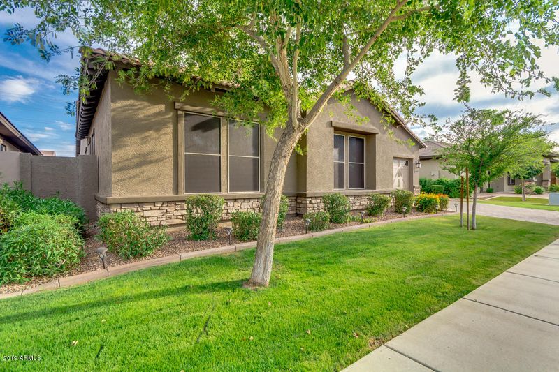 7339 E Posada Ave, Mesa, AZ 85212