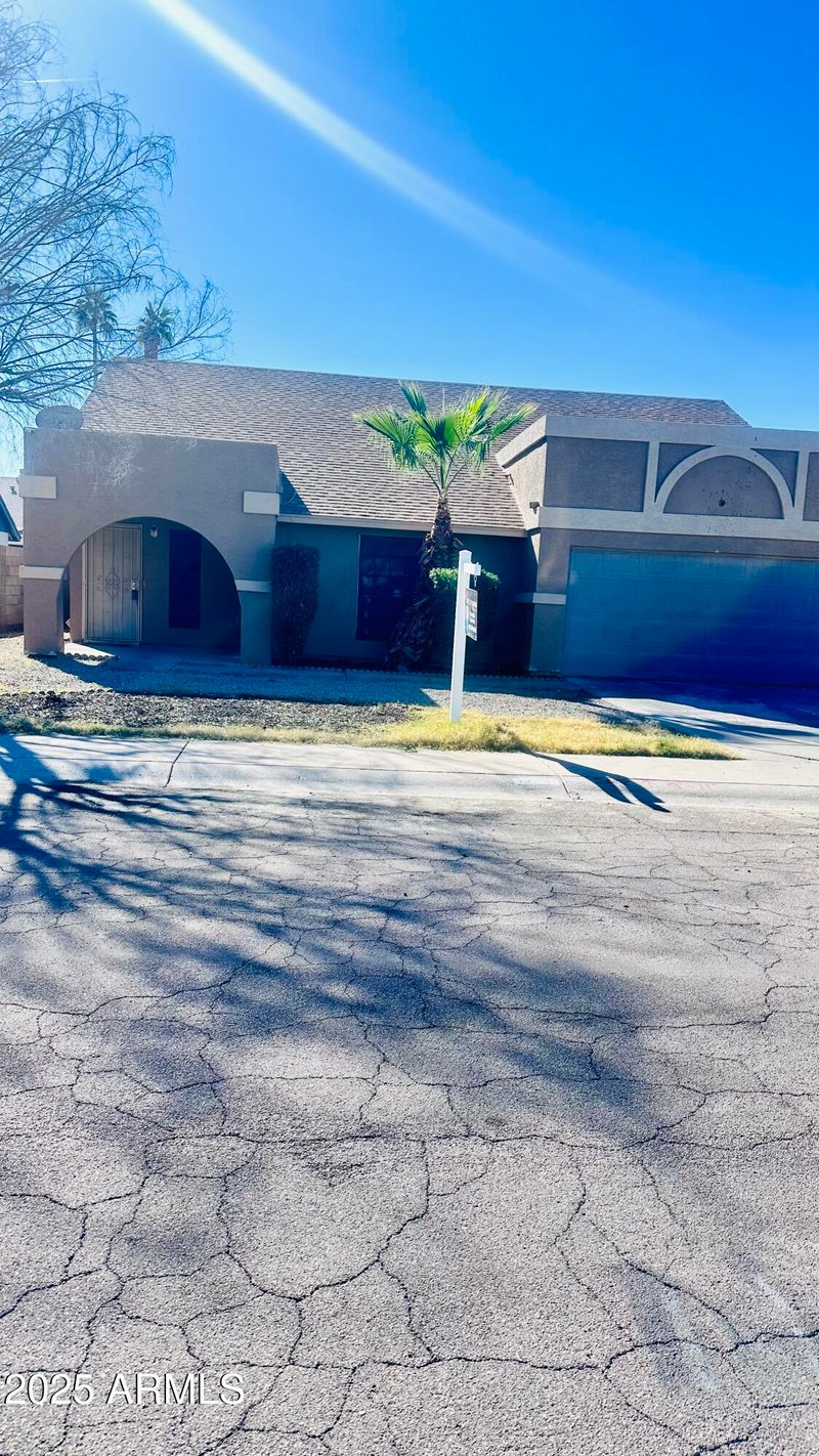 7339 Krall St, Glendale, AZ 85303