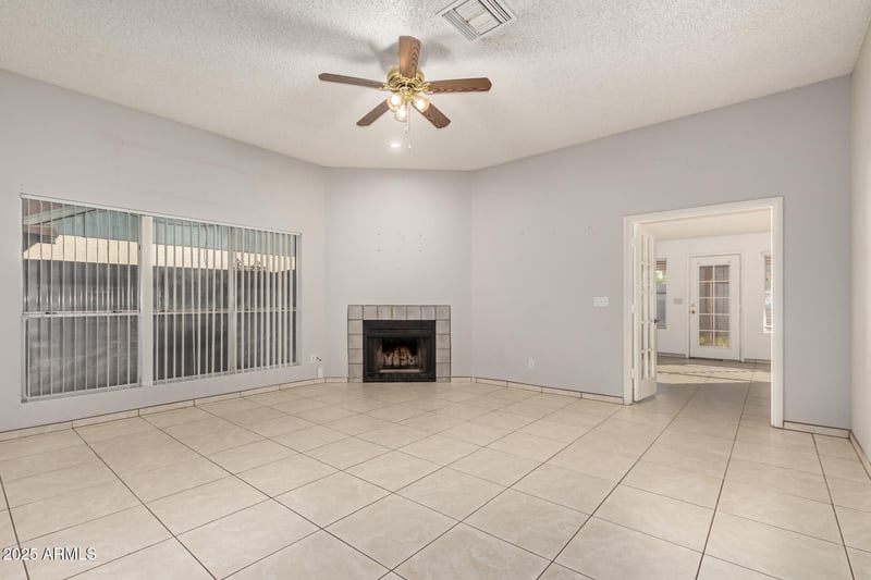 7339 Krall St, Glendale, AZ 85303