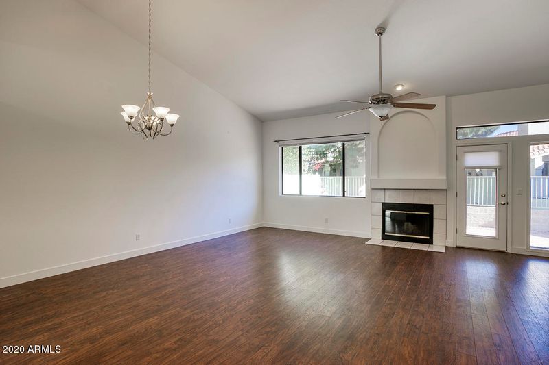7339 S Jentilly Ln, Tempe, AZ 85283