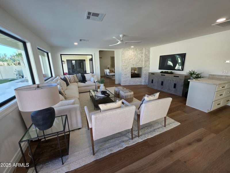 7339 Solano Dr, Scottsdale, AZ 85250