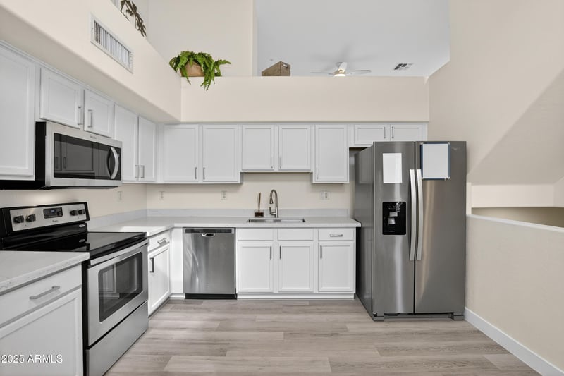 734 Beck Ave, Tempe, AZ 85281