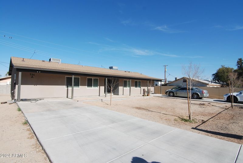 734 E Hazel Dr, Phoenix, AZ 85042