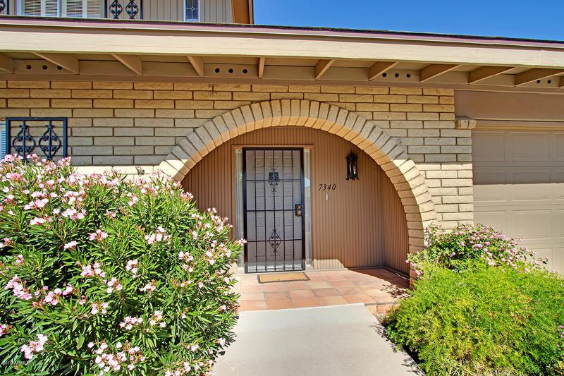 7340 N 11th St, Phoenix, AZ 85020