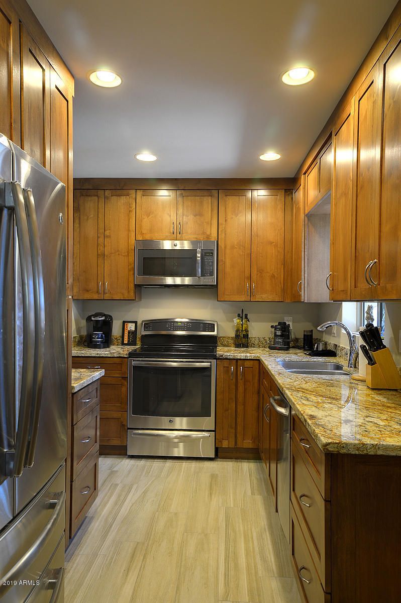 7340 N 14th St, Phoenix, AZ 85020