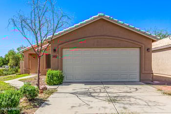 7342 70th Ave, Glendale, AZ 85303