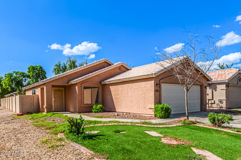 7342 70th Ave, Glendale, AZ 85303