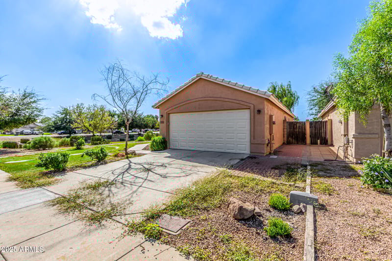 7342 70th Ave, Glendale, AZ 85303