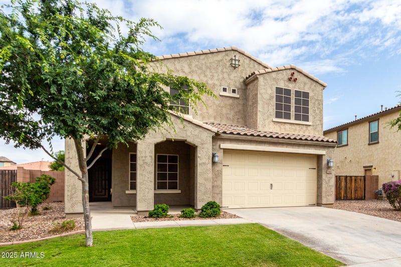 7342 Debra Dr, Gilbert, AZ 85298
