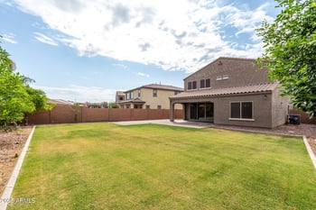 7342 Debra Dr, Gilbert, AZ 85298