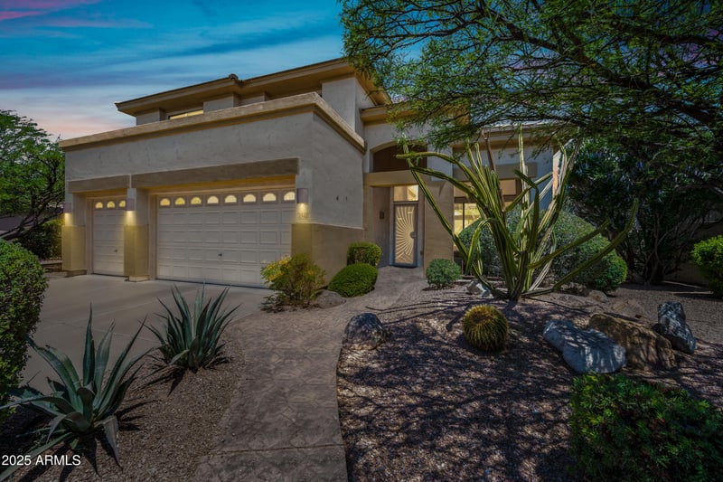 7342 Norwood St, Mesa, AZ 85207