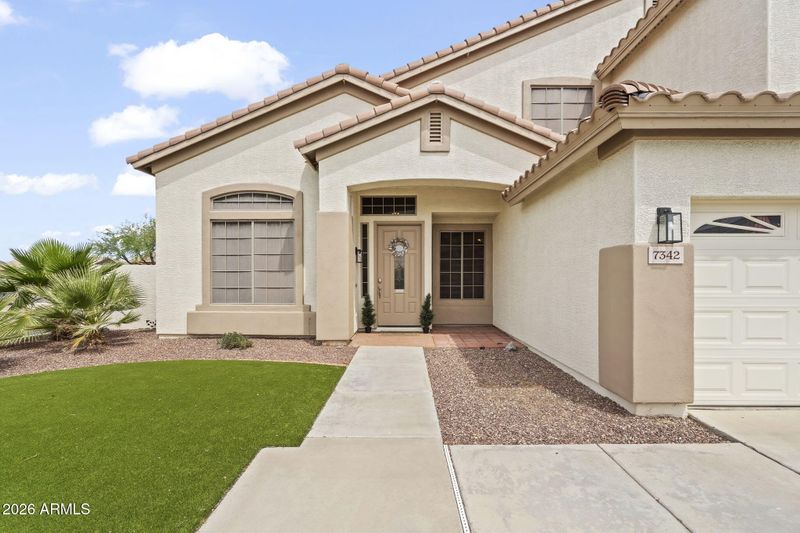7342 W Tether Trl, Peoria, AZ 85383
