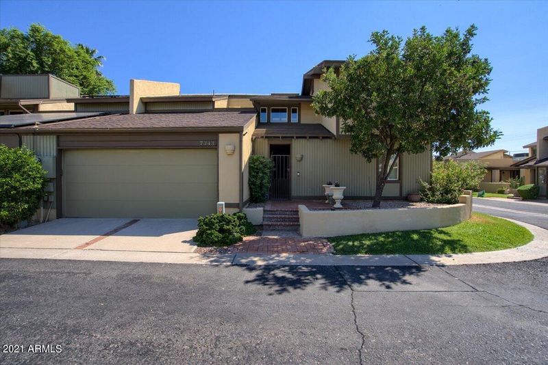 7343 N 8th St, Phoenix, AZ 85020
