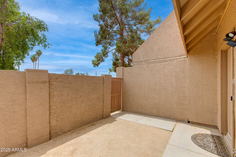 7344 43rd Ave, Glendale, AZ 85301