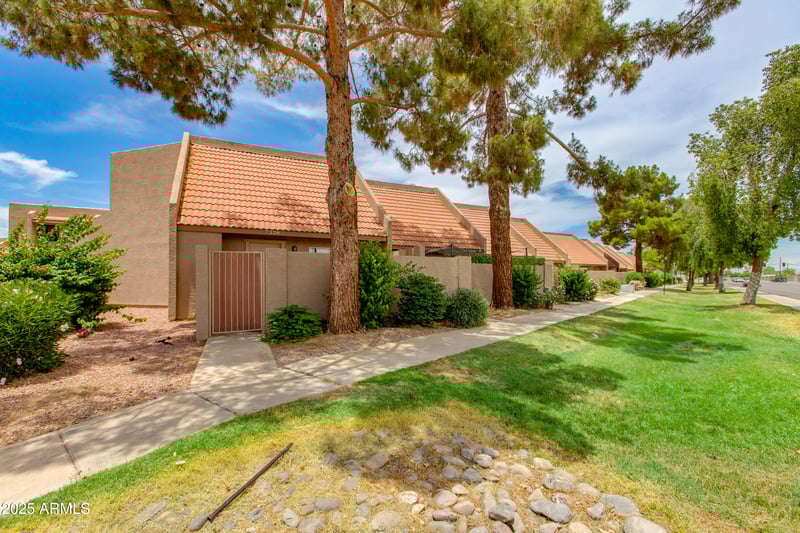 7344 43rd Ave, Glendale, AZ 85301