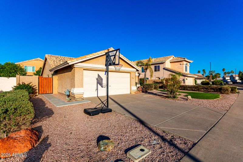 7344 E Medina Ave, Mesa, AZ 85209