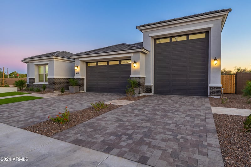 7346 Lisbon Ln, Peoria, AZ 85381