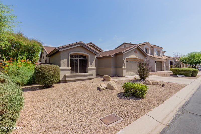 7348 Norwood St, Mesa, AZ 85207
