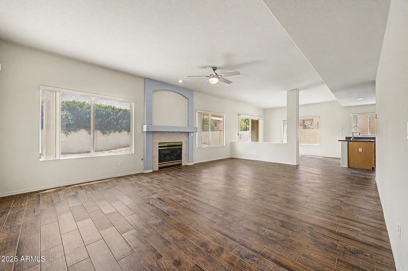 7349 W Willow Ave, Peoria, AZ 85381