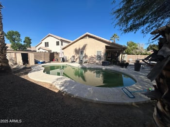 735 Baylor Ln, Gilbert, AZ 85233