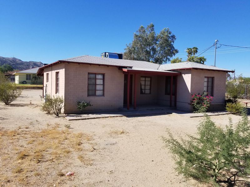 735 E Highline Canal Rd, Phoenix, AZ 85042