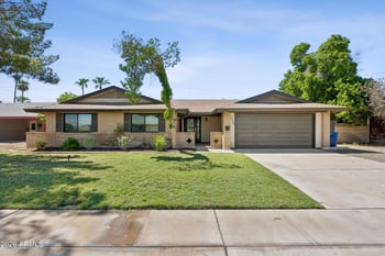 735 E Manhatton Dr, Tempe, AZ 85282