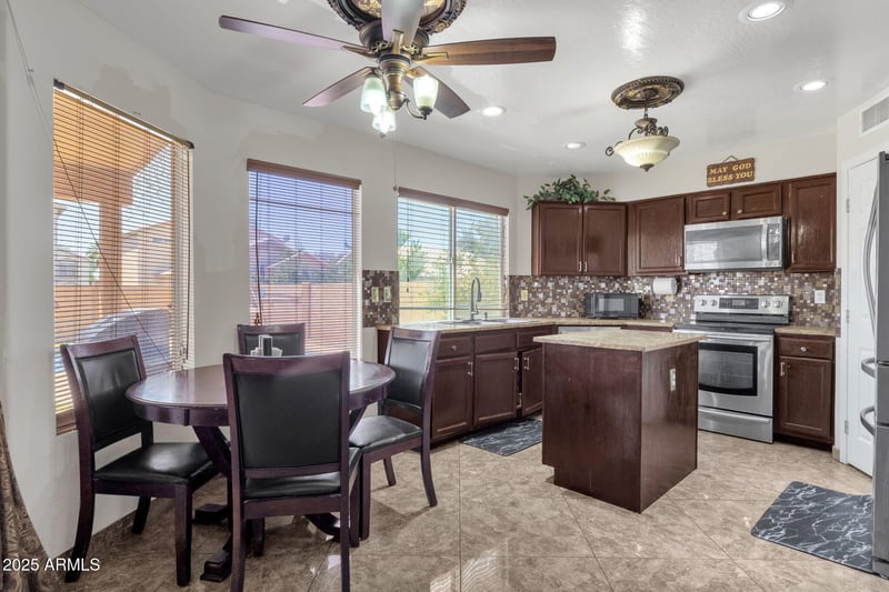 735 Geronimo St, Chandler, AZ 85225