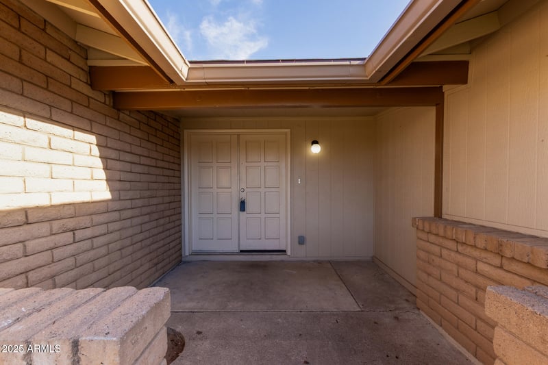 735 Manhatton Dr, Tempe, AZ 85282