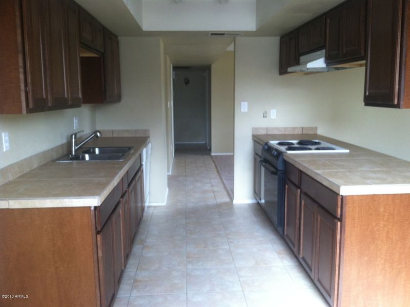 735 N Meadows Dr, Chandler, AZ 85224
