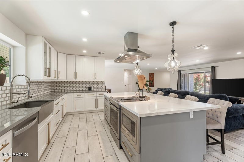 735 Northern Ave, Phoenix, AZ 85020